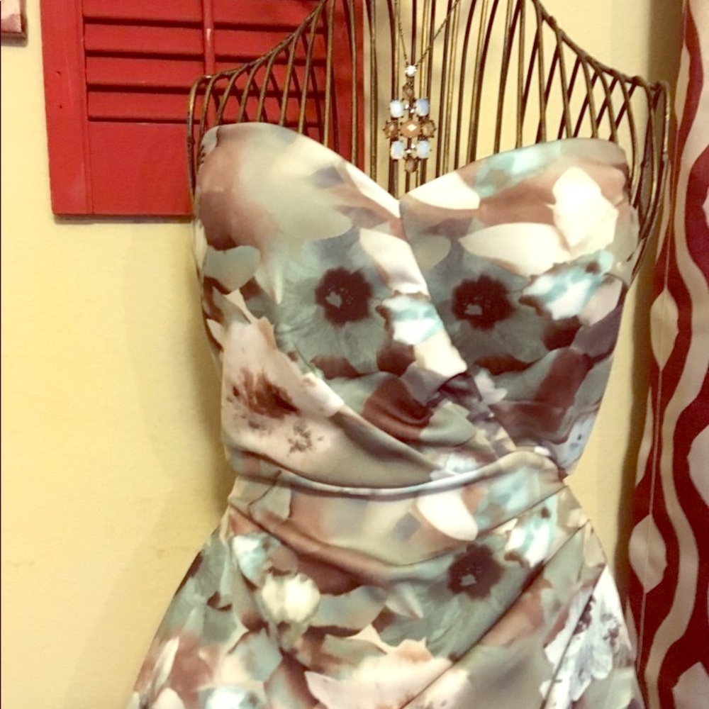 Lightly worn dress